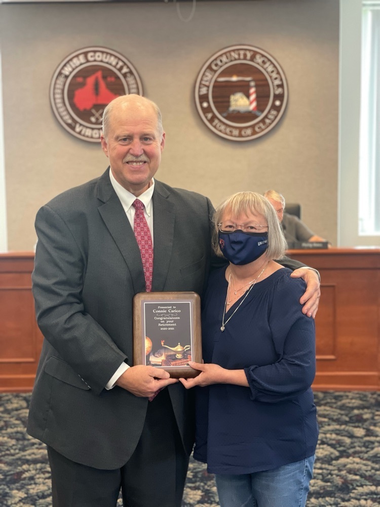 picture of Ms Carico with superintendent Dr. Mullins